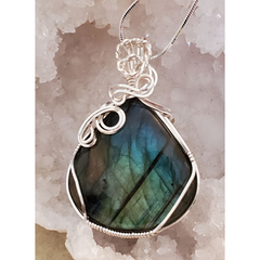 Labradorite Pendant
